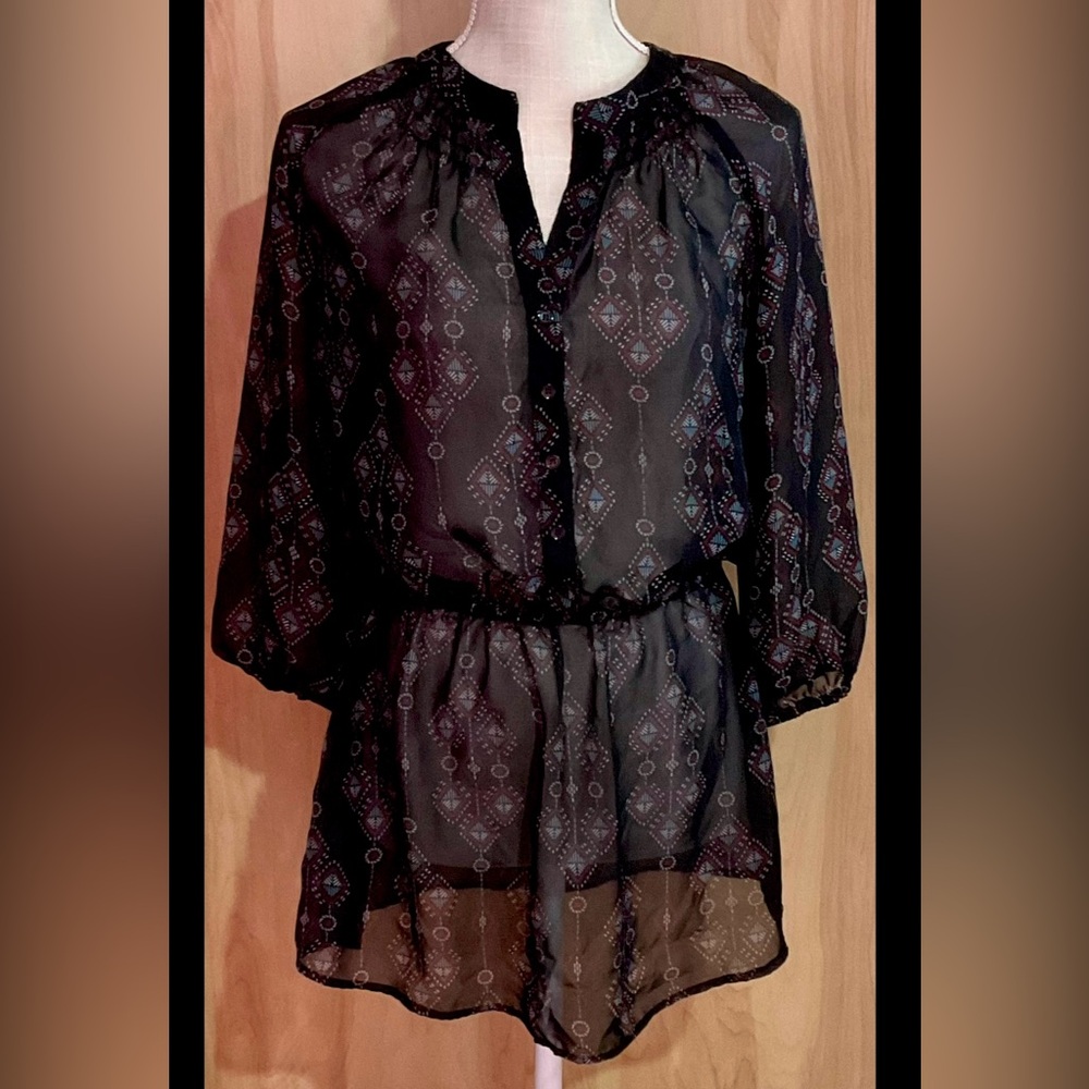 Maurices Sheer Stretch Waist Blouse - EUC